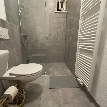 Moderne Wohnung Im Zentrum Der Altstadt - Altbau Flair, Wlan Ингольштадт Экстерьер фото